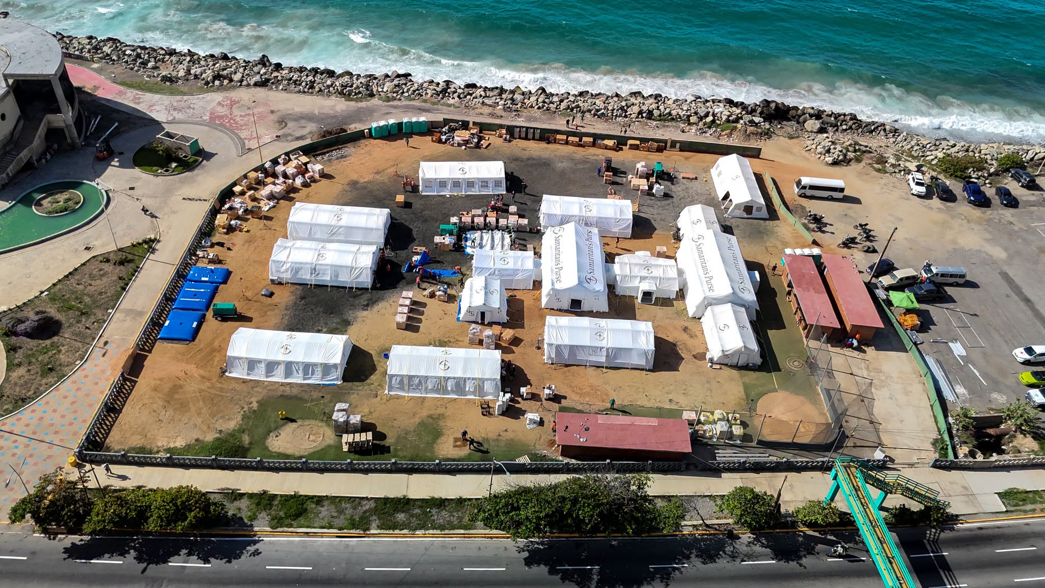 野戰醫院。(翻攝自FB@Samaritan’s Purse)